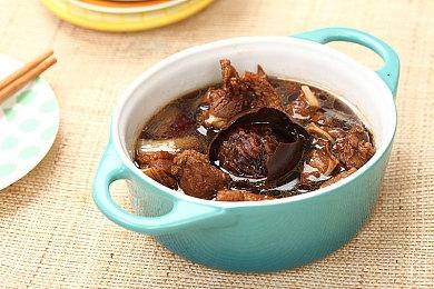 操作壁虎自由攀爬《壁虎之神》明年登陆PC和NS